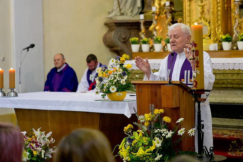 Pohřeb Vladimíra Koudelky v Troubsku