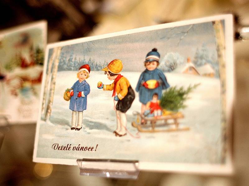 Výstavu Příběh vánočního stromku hostí brněnský Palác Šlechtičen.