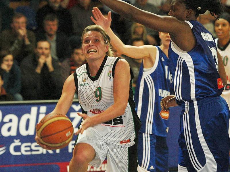 Brněnské basketbalistky porazily Francouzky.