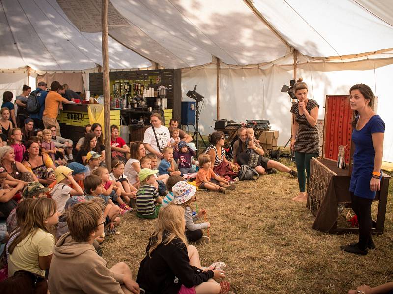 Další úspěšný ročník má za sebou přehlídka Boskovice 2015 – festival pro židovskou čtvrť. Festival skončil v neděli a podle prvních informací pořadatelů jej za čtyři festivalové dny navštívilo 3500 diváků. 