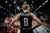 Basketbalistka Petra Záplatová z Žabin při zápasech v této eurocupové sezoně.