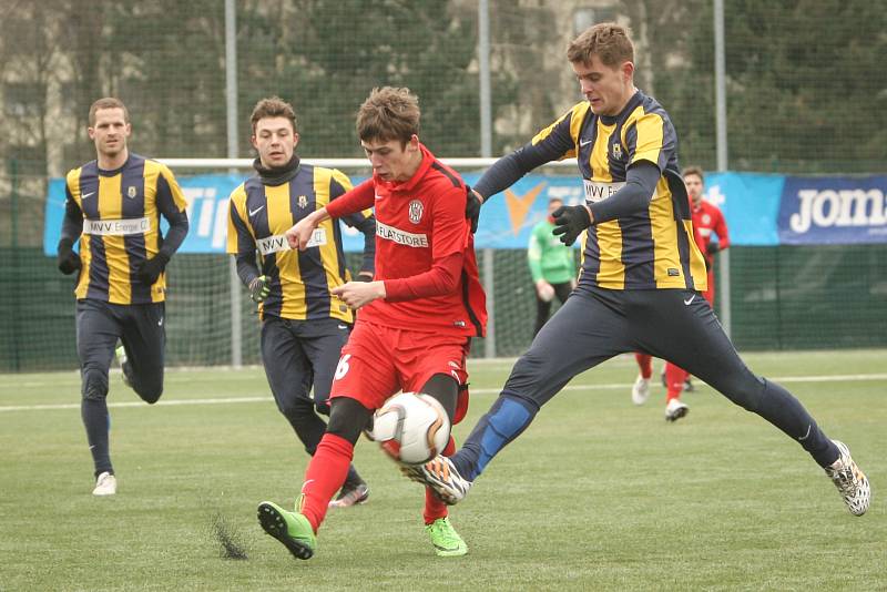 Fotbalisté brněnské Zbrojovky (v červeném) zvítězili v Tipsport lize nad Opavou 2:1.