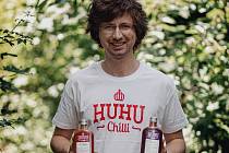 Majitel brněnské firmy Huhuchilli Tomáš Hinduliak uspěl v roce 2021 se svou švestkovou chilli omáčkou na prestižní gastronomické soutěži Great Taste Awards, kde získal jednu hvězdu.