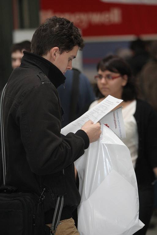 JobChallenge studentům ukazuje i situaci na trhu práce.