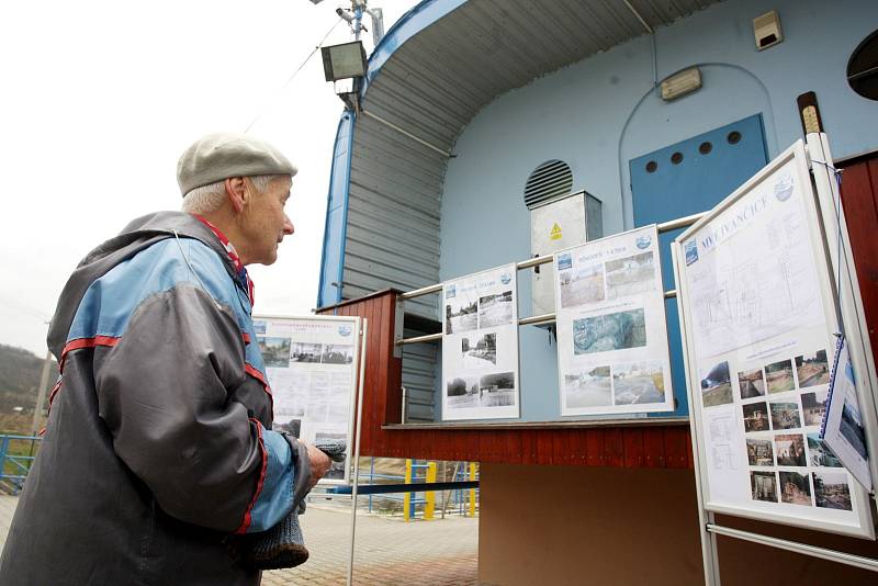 Malou vodní elektrárnu otevřelo pro všechny technické zájemce v sobotu Povodí Moravy. Lidé se tak mohli podívat do útrob vodní elektrárny, která stojí na břehu řeky Jihlavy.