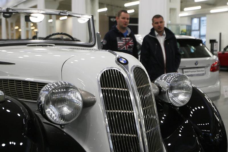 Nově otevřené muzeum historických BMW v brněnské Slatině.