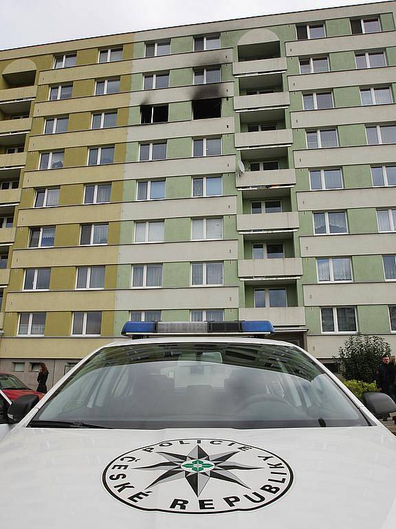 Výbuch v bytě v brněnském Komárově.