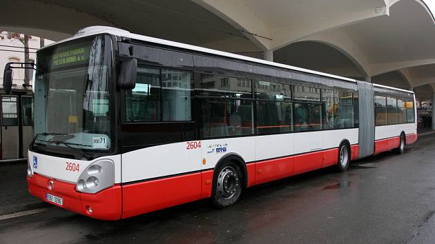 Nízkopodlažní autobus značky Citelis