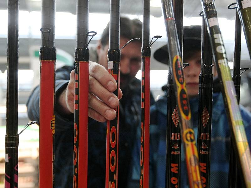 Veletrhy v Brně představují motorky i hračky pro děti