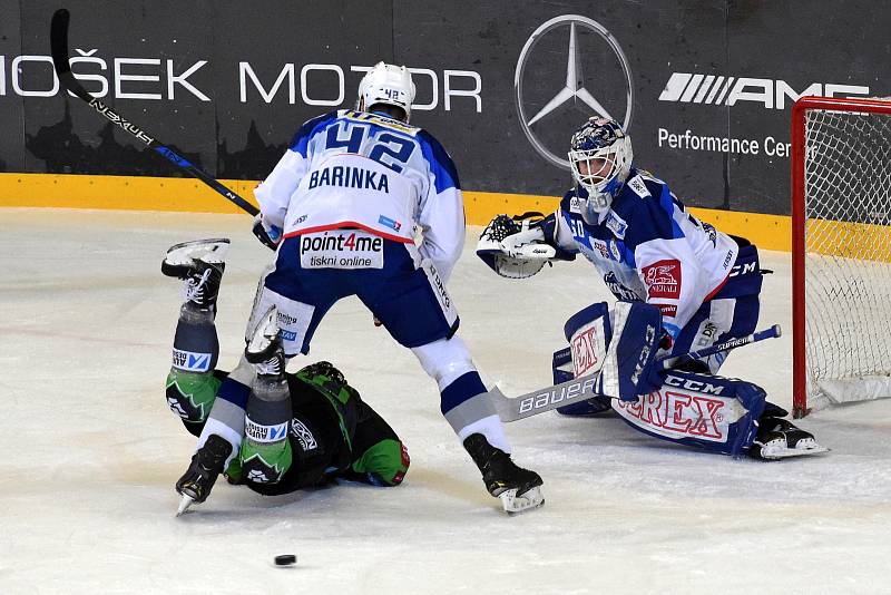 Hokejisté Komety Brno (v bílém) podlehli Mladé Boleslavi 0:2.