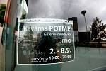 V Brně zastavila kavárna Potmě. Chce ukázat, že svět nevidomých může být přívětivý