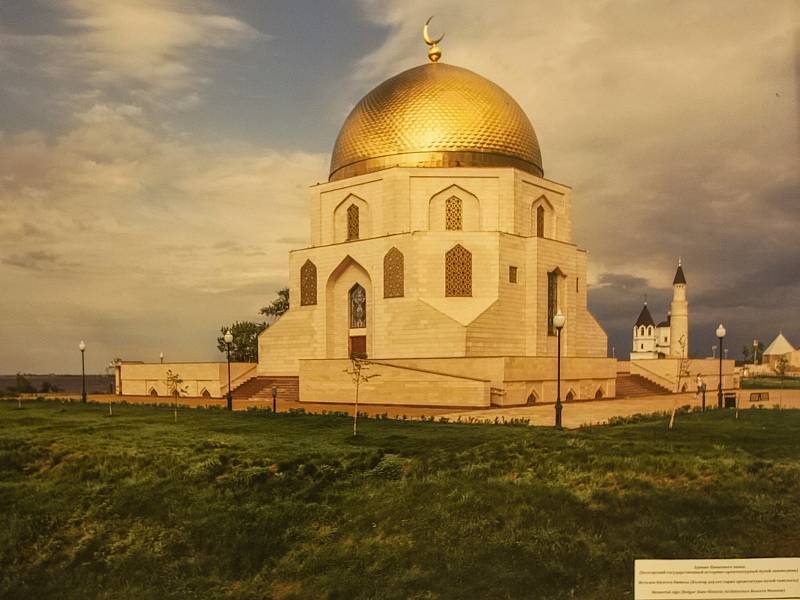 Čtyři miliony obyvatel a bohatou historii má Tatarstán, který je republikou Ruské federace. Na její rozmanitost a poukazovala výstava několika desítek obrazů a fotografií, na kterou se mohli zájemci podívat ve středu ve foyer krajského úřadu.