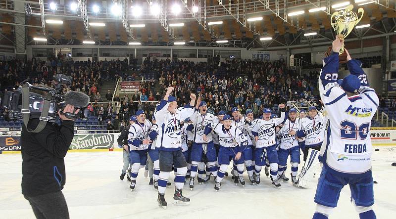 Starší dorostenci Komety Brno porazili ve finále Chomutov a stali se mistry České republiky v této kategorii.