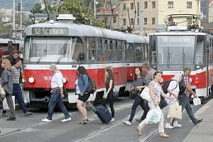 Citelně méně studentů v době on-line výuky využívá brněnskou MHD.