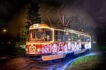 Vánoční tramvaj je připravená vyjet tento pátek do ulic Brna.