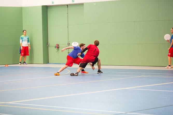 Loňské halové mistrovství České republiky v ultimate frisbee.