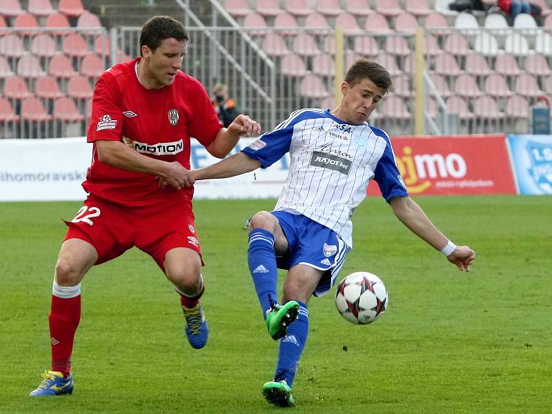 Jihomoravské prvoligové derby mezi 1. SC Znojmo a brněnskou Zbrojovkou skončilo remízou 1:1. 