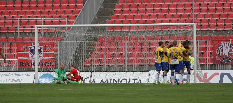 Zbrojovku v Brně pokořili fotbalisté Teplic čtyřmi góly.