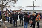 Protestní pochod a shromaždění před domem ministra zdravotnictví Jana Blatného v Jinačovicích na Brněnsku.