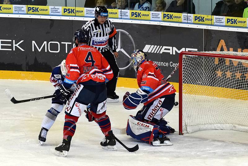 Brno 30.11.2018 - domácí HC Kometa Brno (bílá) proti HC Vítkovice (červená).