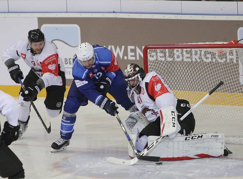 Brněnská Kometa v duelu hokejové Ligy mistrů přišla proti švédskému Malmö o tříbrankový náskok a utkání nakonec rozhodlo až prodloužení, které ovládla v přesilovce Kometa a zvítězila 5:4.