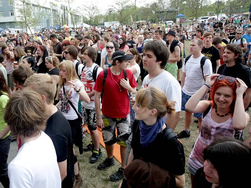 Studenti oslavili na VUT Majáles.