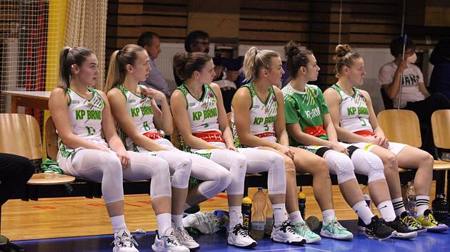 Basketbalistky Králova Pole (v bílém) čeká v Eurocupu opět náročný los.
