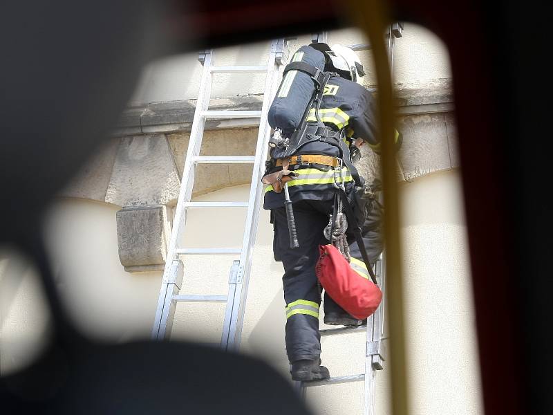 Hasiči zasahovali u fiktivního požáru na brněnském hradu Špilberk.