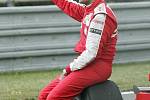 Španělský testovací pilot Ferrari Marc Gené se po okruhu proháněl skoro 300 kilometrovou rychlostí. 