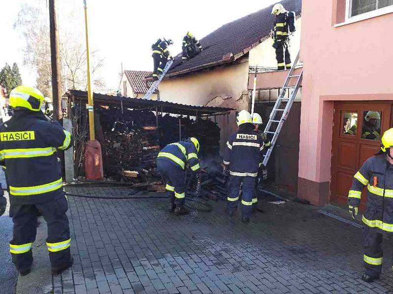 Letošní požáry v Jihomoravském kraji, za kterými stál žhavý popel.