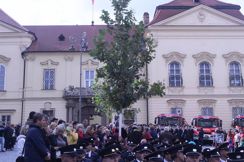 Oslavy 155 let brněnských profesionálních hasičů.