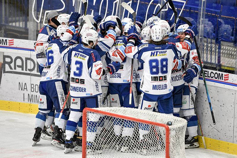 Utkání předkola play off hokejové extraligy - 5. zápas: HC Vítkovice Ridera - HC Kometa Brno, 16. března 2021 v Ostravě. Brno oslavuje postup do play off.