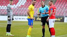 V generálce na jarní start druhé ligy brněnští fotbalisté (v červeném) zdolali Opavu 3:1.