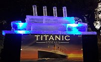 Titanic z ledu vytvořili na Moravském náměstí v Brně.