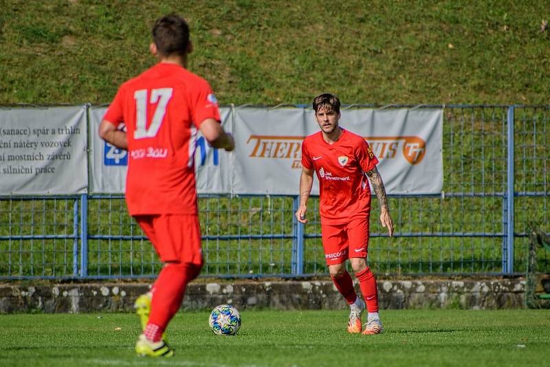 Bohuničtí fotbalisté (v červeném) přehráli v brněnském derby Moravskou Slavii jasně 4:0.