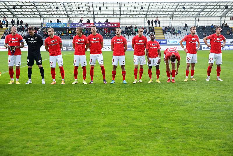 Fotbalisté Zbrojovky Brno (v červeném) prohráli v Jablonci 1:3.