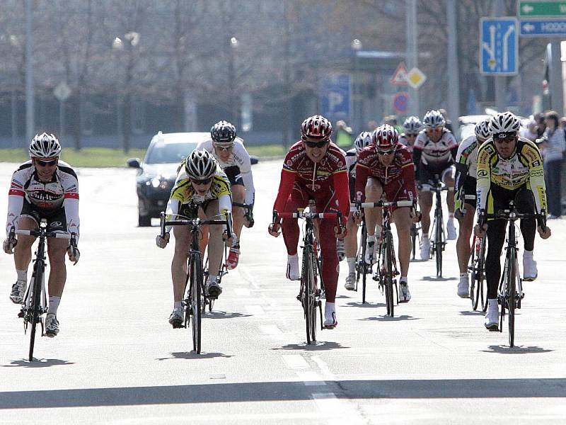 Cyklistický závod Brno – Velká Bíteš – Brno ovládli jezdci PSK Whirlpool-Author.