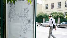Projekt o rovných příležitostech mužů a žen začal v červenci umístěním deseti takzvaných city lightů například na tramvajových nebo autobusových zastávkách na hlavním nádraží, Nových sadech nebo České.