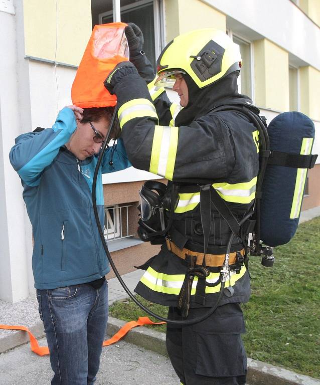  Cvičení, které mělo prověřit bezpečnost nově zrekonstruovaných budov, trvalo necelých čtyřicet minut.