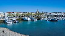 S moravskou delegací se počátkem dubna do svého rodiště, přístavního francouzského města La Rochelle. symbolicky vrátil Jean Louis Raduit hrabě de Souches.