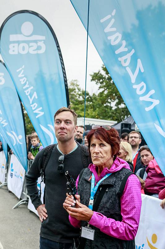 Desátý ročník běžeckého závodu Vokolo priglu ovládli Jiří Homoláč a Tereza Hrochová, mezi 2236 běžci dorazila do cíle i dvojnásobná mistryně světa v běhu na 800 metrů Ludmila Formanová.