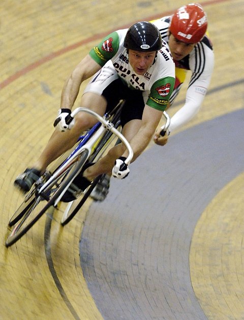 TVRDÝ SPRINTER. Největší úspěch si bývalý brněnský dráhový cyklista Ivan Vrba připsal v australském Melbourne, kde získal bronzovou medaili v keirinu. Zúčastnil se dvou olympijských her, v Aténách skončil v keirinu desátý.