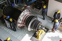 Teplárny Brno zahájily generální opravu spalovací turbíny v provozovně Červený mlýn.