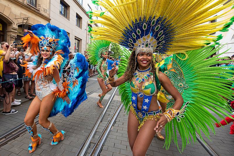 Brasil Fest Brno je jediný festival svého druhu v celé republice. Příznivcům hudby, dobrého jídla a tance umožní prožít tradiční brazilskou kulturu na vlastní kůži přímo v centru Brna.