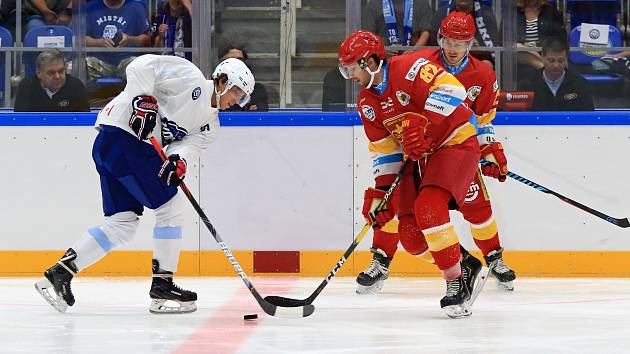 V prvním přípravném utkání na extraligovou sezonu 2019/2020 vyhrála na domácím ledě v DRFG areně Kometa Brno nad Duklou Trenčín 4:1.