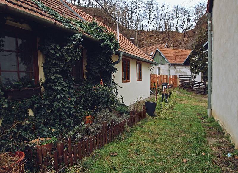 Kamenná čtvrť nedaleko centra Brna nabízí dávnou nostalgii dělnické kolonie i zajímavou současnost.