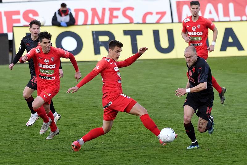 Fotbalisté Zbrojovky Brno v duelu 25. kola FORTUNA:LIGY získali bod s mistrovskou Slavií Praha, na domácím trávníku remizovali 0:0.