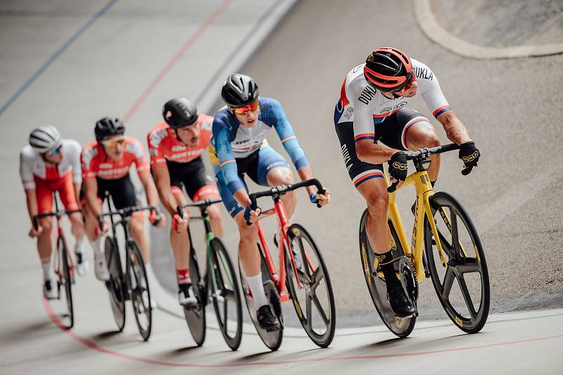 Přilbě Moravy předcházel na brněnském velodromu závod 500+1 kolo, který se konal v červenci.