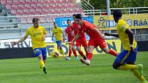 Fotbalisté Zbrojovky  v posledním přípravném utkání před opětovným zahájením druhé ligy podlehli Zlínu 0:5.