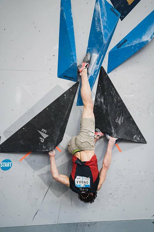 Adam Ondra ovládl podruhé Světový pohár a ze Salt Lake City si odváží zlato